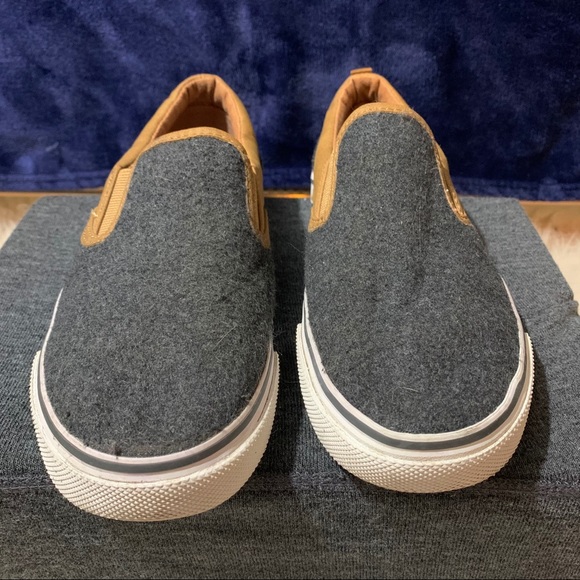 🦙4 for $20 Old Navy CLASSIC SLIP ON Charcol Gray - Picture 2 of 6